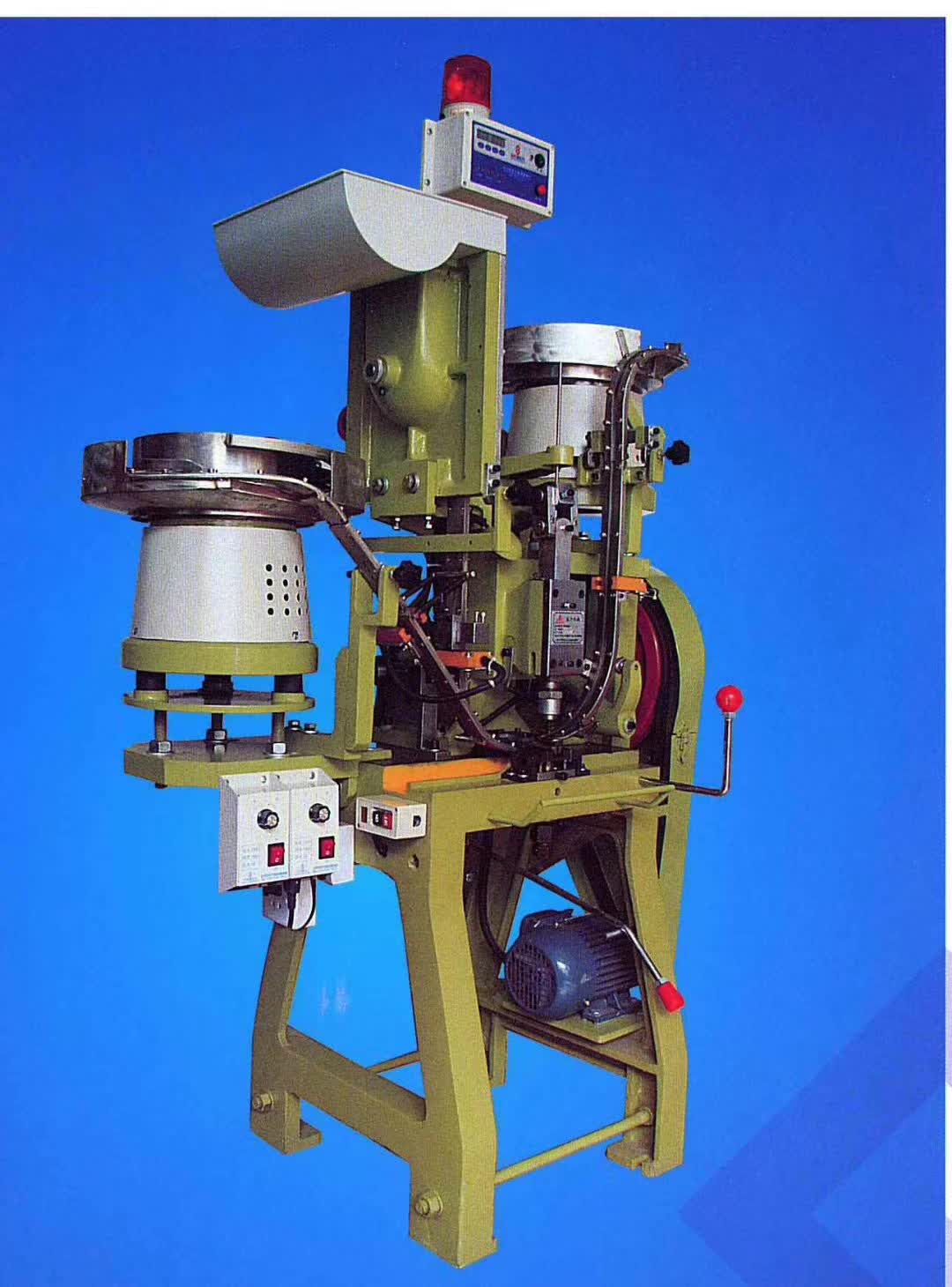 Zhejiang Ruihexuani automaatne nuppude kokkupanekumasin – kiire lahendus nuppude valmistamiseks